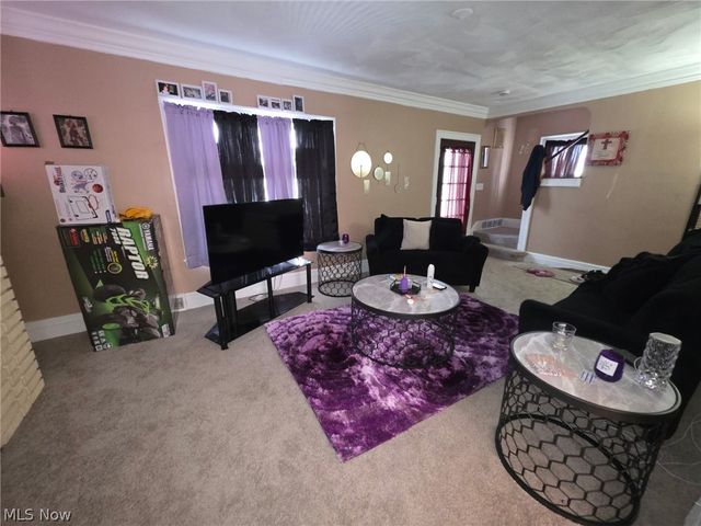 14013 Milverton Road, Cleveland, OH 44120