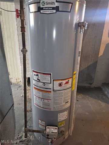 14013 Milverton Road, Cleveland, OH 44120