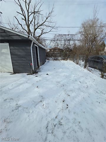 14013 Milverton Road, Cleveland, OH 44120