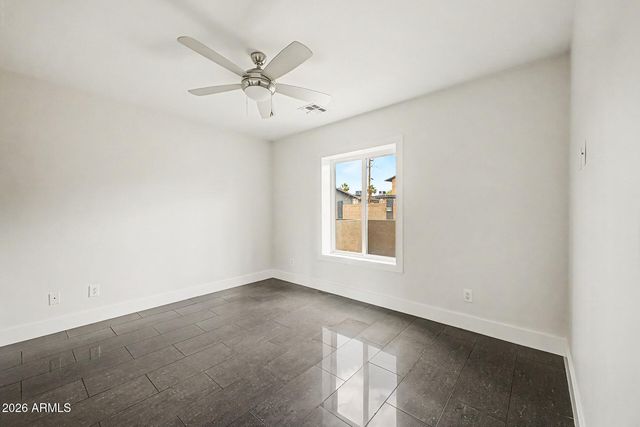 3233 N 37TH Street 18, Phoenix, AZ 85018