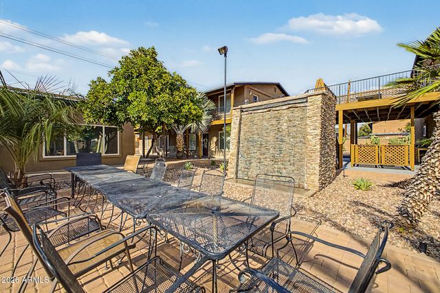 3233 N 37TH Street 18, Phoenix, AZ 85018