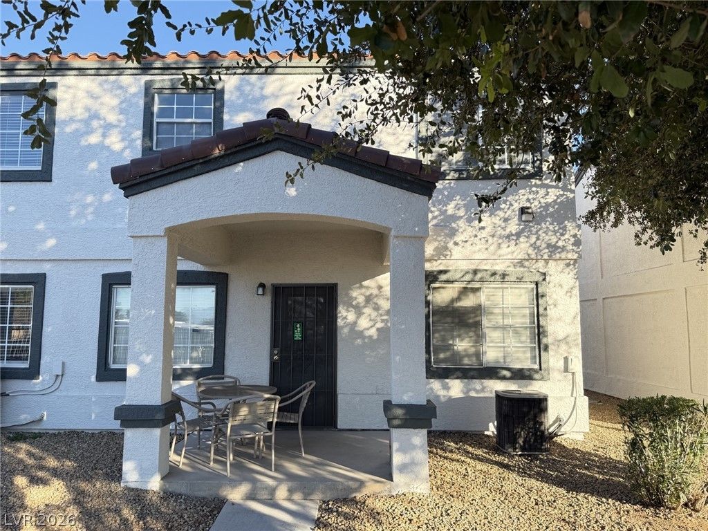 5330 East Charleston Boulevard 113, Las Vegas, NV 89142 — photo 3
