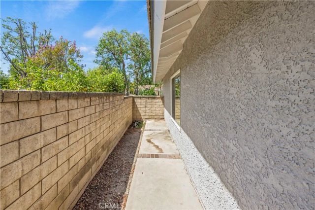 25768 Miguel Court, Valencia, CA 91355