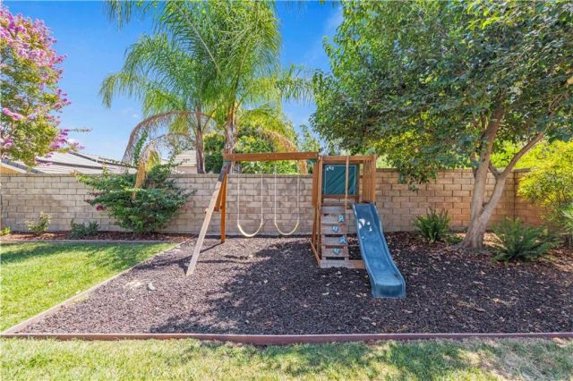 25768 Miguel Court, Valencia, CA 91355