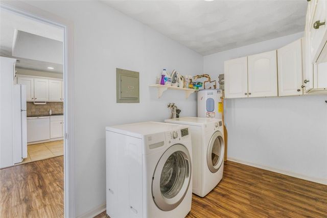 122 Edaville Court, Warwick, RI 02886