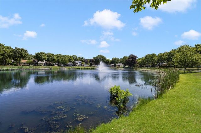 122 Edaville Court, Warwick, RI 02886