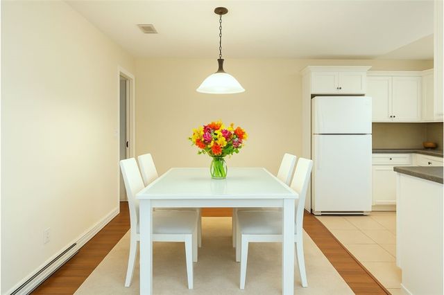 122 Edaville Court, Warwick, RI 02886