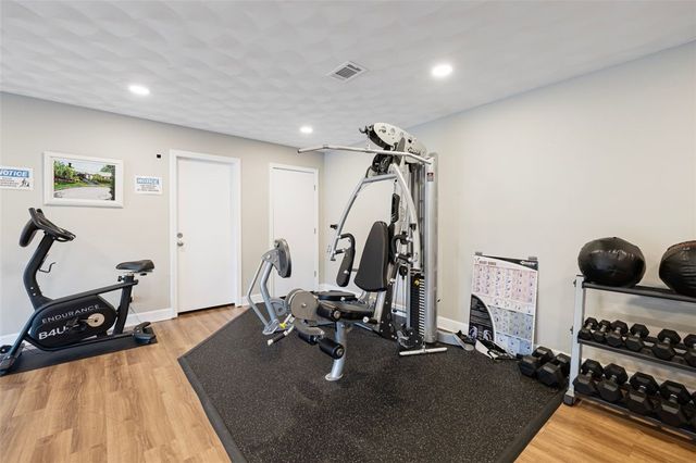 122 Edaville Court, Warwick, RI 02886