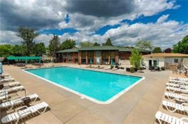 122 Edaville Court, Warwick, RI 02886