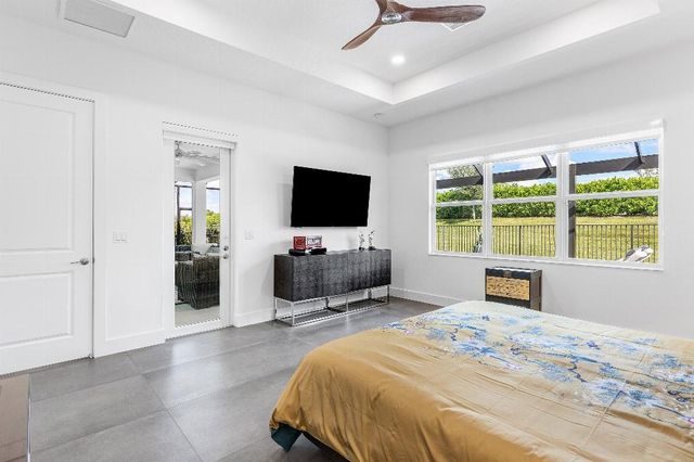 11959 SW Still Waters Ave, Port St Lucie, FL 34987