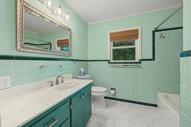 3809 Heywood Avenue, Fort Worth, TX 76109