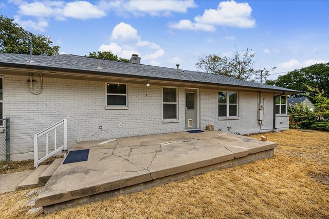 3809 Heywood Avenue, Fort Worth, TX 76109