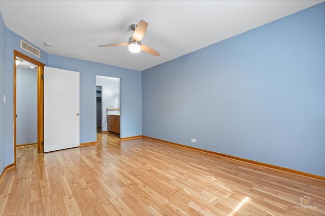 5101 Carriageway Drive 109, Rolling Meadows, IL 60008