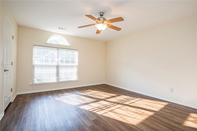 2 Watling Lane, Bella Vista, AR 72715
