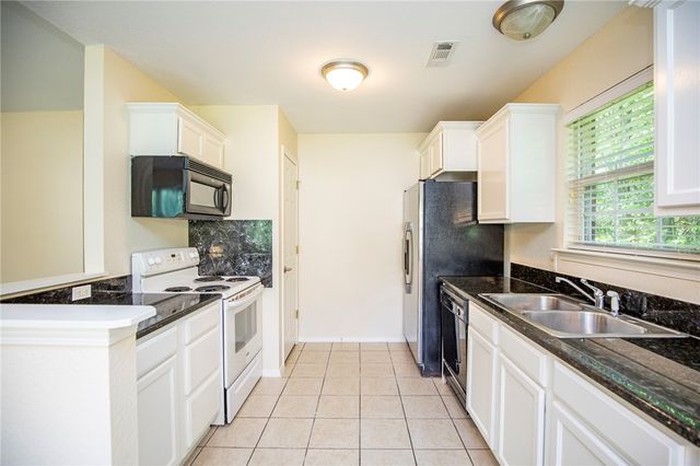 2 Watling Lane, Bella Vista, AR 72715