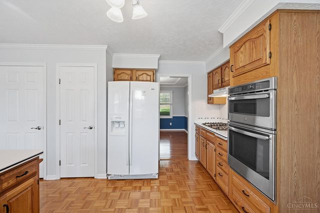 2415 Henesy Lane, Fairfield, OH 45014