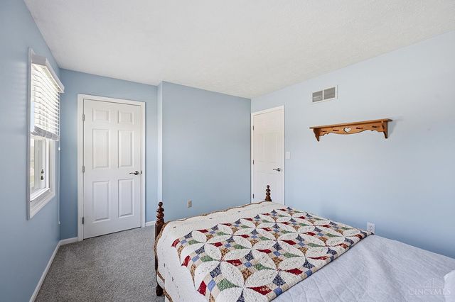 2415 Henesy Lane, Fairfield, OH 45014