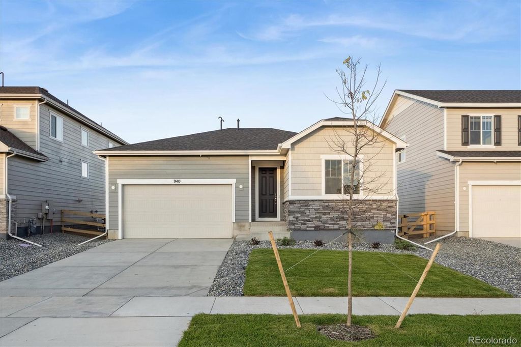 940 Steppe Lane, Windsor, CO 80550