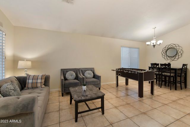 5174 W Kerry Lane, Glendale, AZ 85308