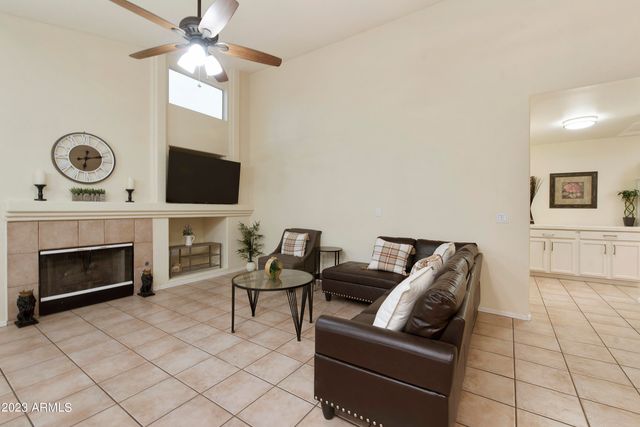 5174 W Kerry Lane, Glendale, AZ 85308