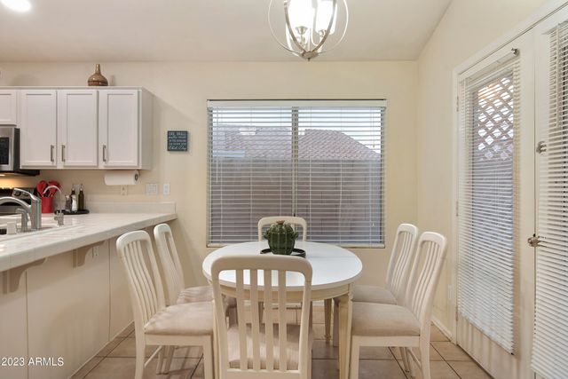5174 W Kerry Lane, Glendale, AZ 85308