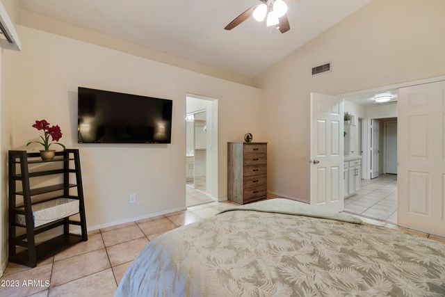5174 W Kerry Lane, Glendale, AZ 85308