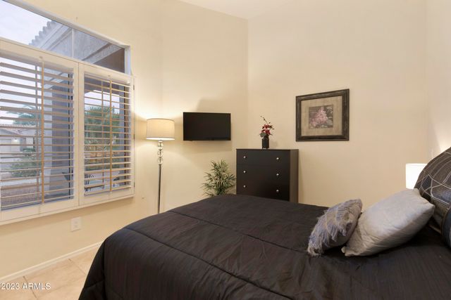 5174 W Kerry Lane, Glendale, AZ 85308