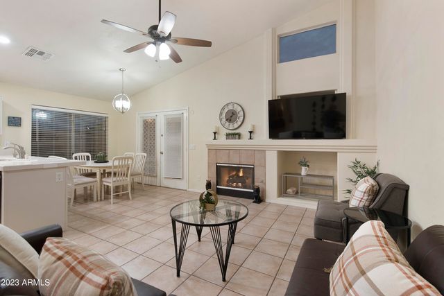 5174 W Kerry Lane, Glendale, AZ 85308