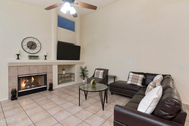 5174 W Kerry Lane, Glendale, AZ 85308