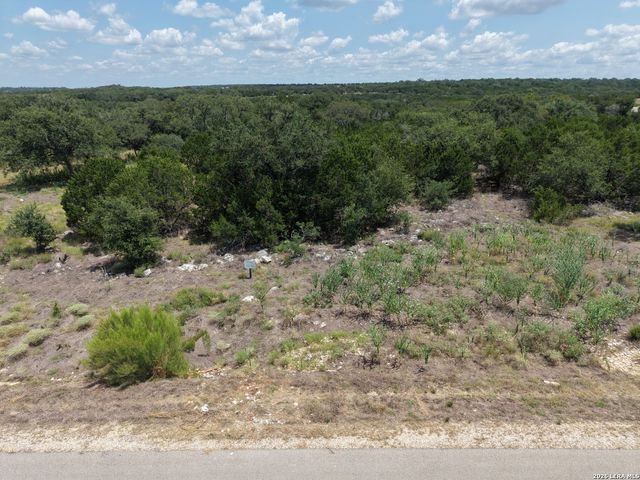 1412 Powder Ridge Rd, New Braunfels, TX 78132