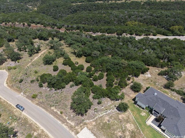 1412 Powder Ridge Rd, New Braunfels, TX 78132