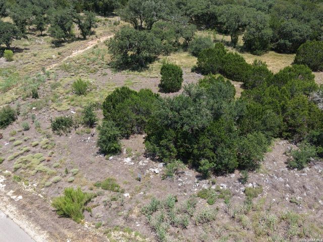 1412 Powder Ridge Rd, New Braunfels, TX 78132