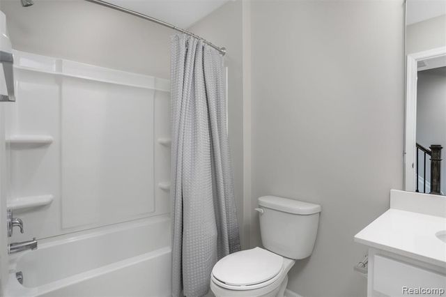 43173 Atwood Ave, Novi, MI 48375