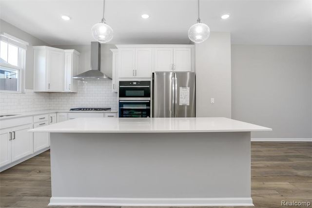 43173 Atwood Ave, Novi, MI 48375