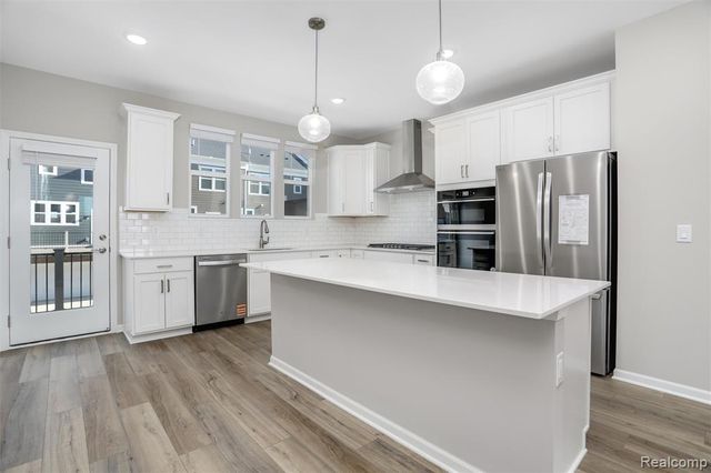 43173 Atwood Ave, Novi, MI 48375