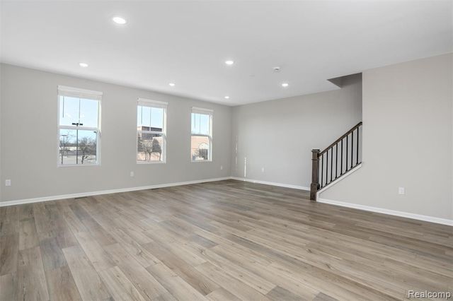 43173 Atwood Ave, Novi, MI 48375