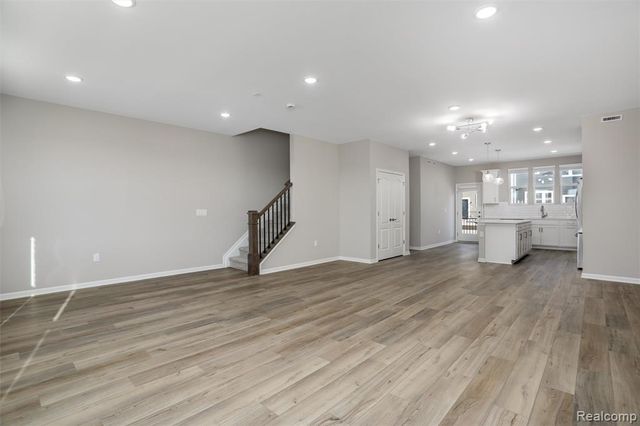 43173 Atwood Ave, Novi, MI 48375