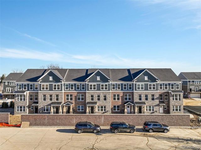 43173 Atwood Ave, Novi, MI 48375