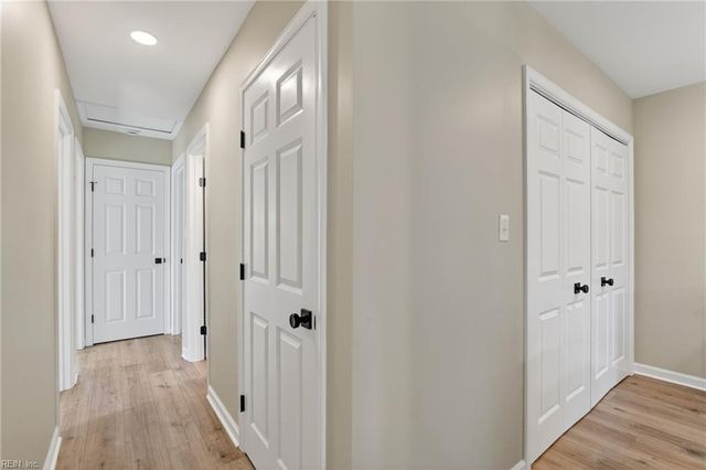 11 Farrington PL, Hampton, VA 23663