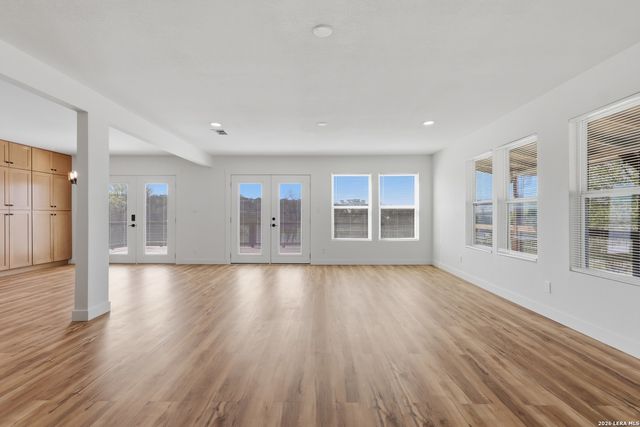 1333 Comanche Path, Bandera, TX 78003