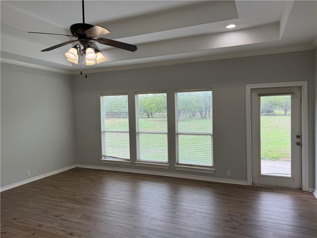 5758 Grand Lake Circ, Robstown, TX 78380