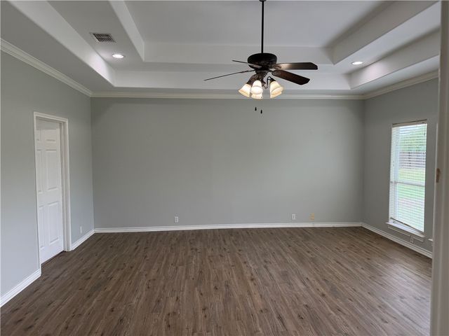 5758 Grand Lake Circ, Robstown, TX 78380