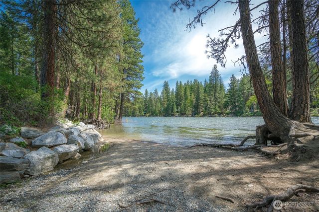 21512 Camp 12 Road, Leavenworth, WA 98826