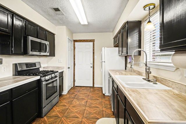 1113 Union Valley Drive, Pearland, TX 77581