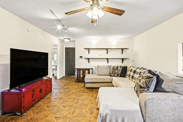 1113 Union Valley Drive, Pearland, TX 77581