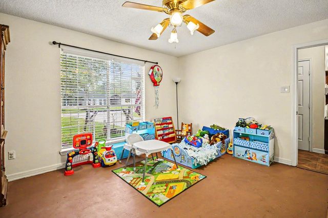 1113 Union Valley Drive, Pearland, TX 77581