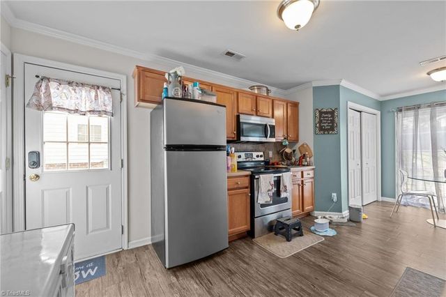 3703 Sherbourne Lane, Greensboro, NC 27405