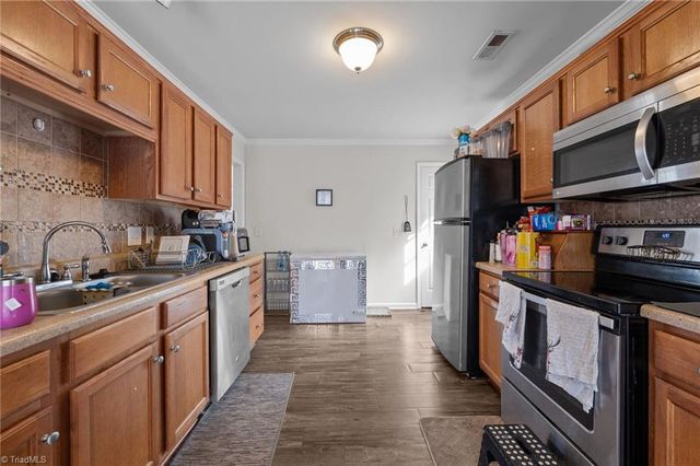 3703 Sherbourne Lane, Greensboro, NC 27405