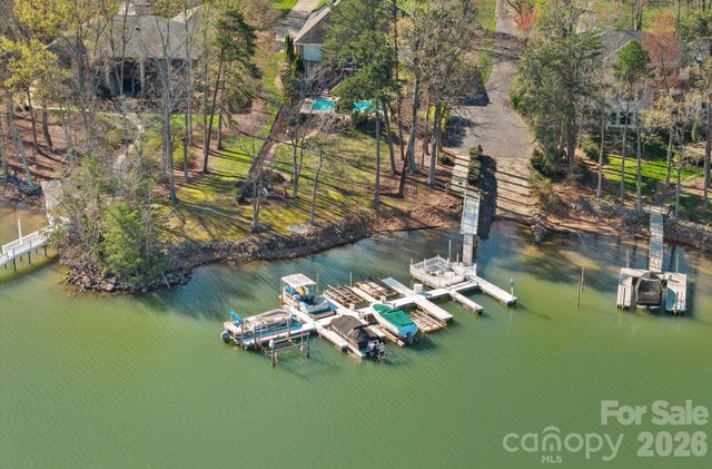 134 Lawrence Tee Lane, Mooresville, NC 28117