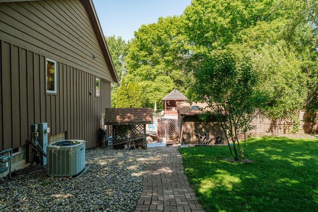 4440 Tennessee ROAD, Racine, WI 53405